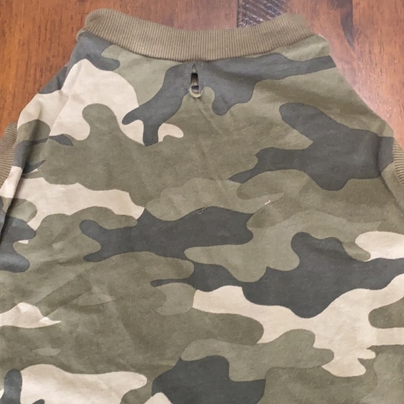 Printed Jersey Tee for Pets - Picture 10 of 10